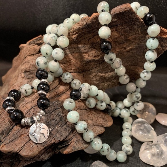 Mint Green Dalmatian Jasper & Black Onyx Hand Knotted Mala with Earth Charm - Picture 1 of 10